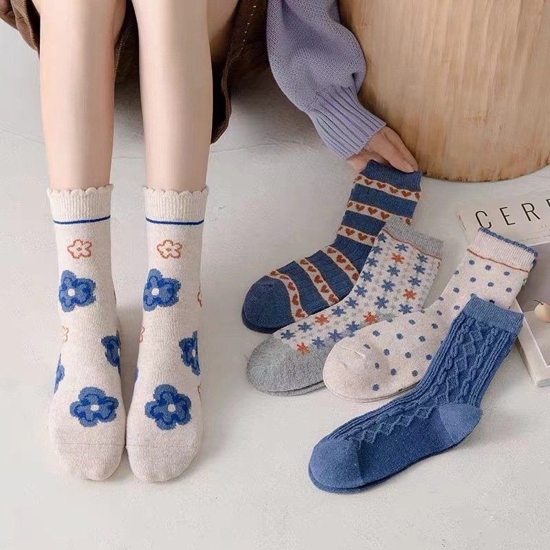 Thickened Wool Kids' Socks with Love Flower Design