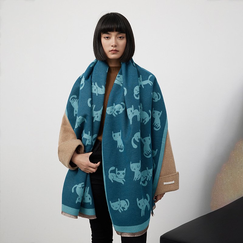 Stay Warm in Style with Soft Cashmere Scarf
