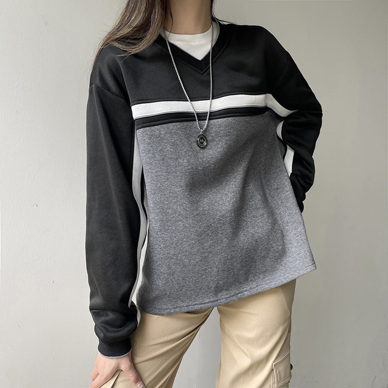 Spliced Contrasting Loose Fitting Hoodie Pullover
