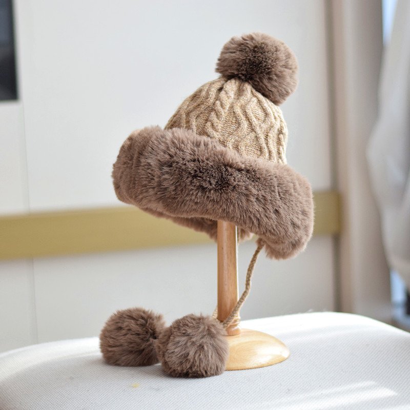 Warm Women's Ushanka Hat with Lace-up Back Slit
