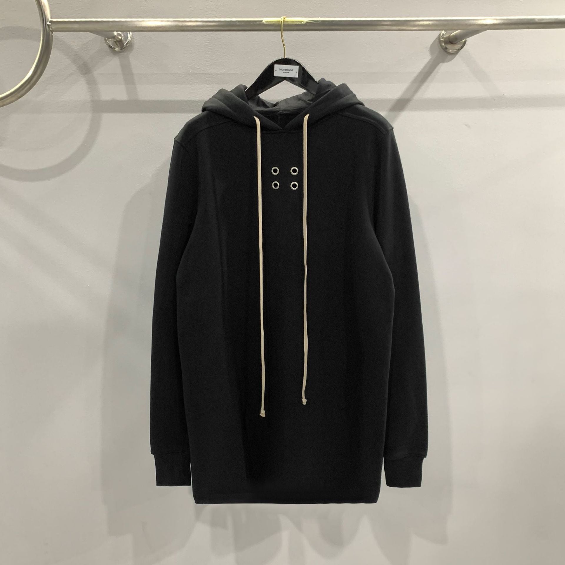 Cozy Black Fleece-Lined Drawstring Pullover Hoodie