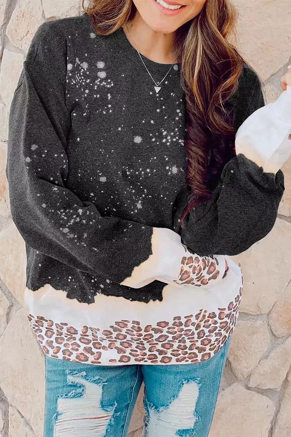 Chic Leopard Print Loose Round Neck Women's Fashion Sweater