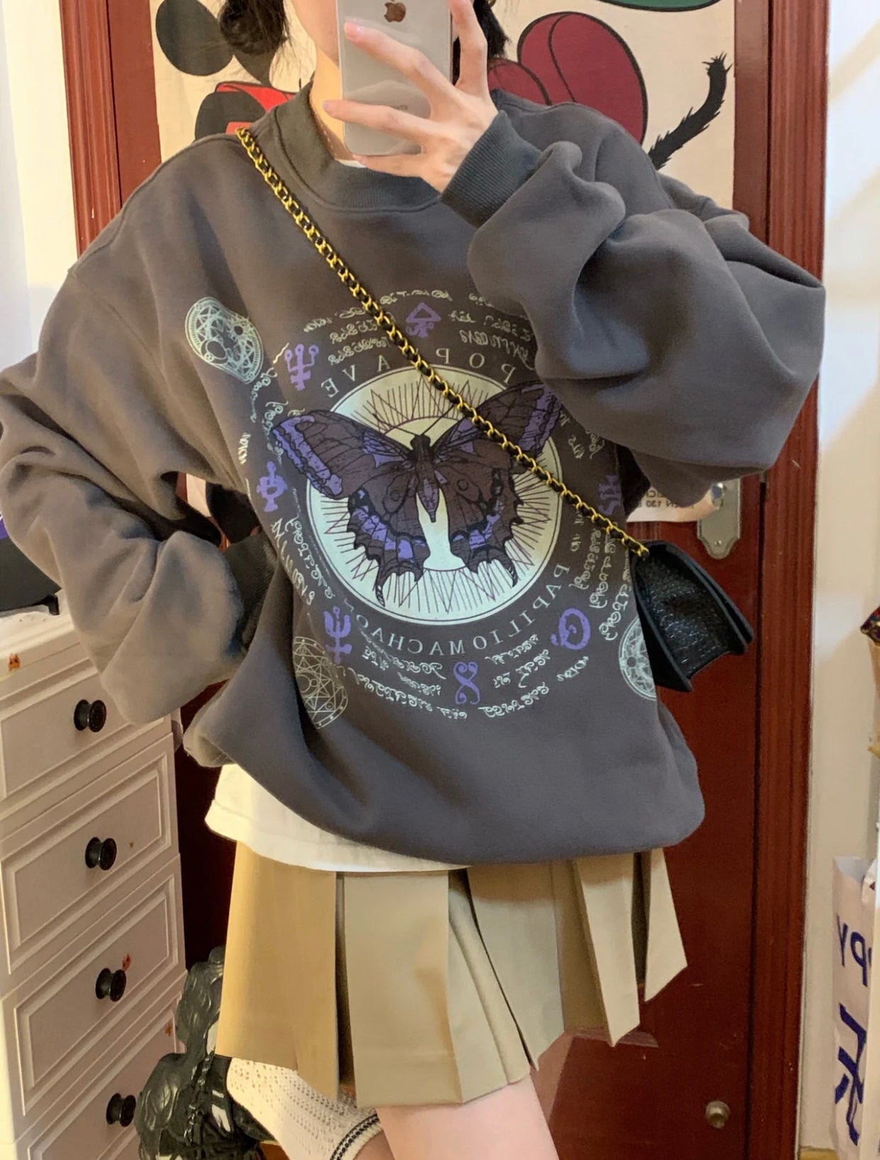 Retro Chic Fleece-Lined Round Neck Casual Sweater
