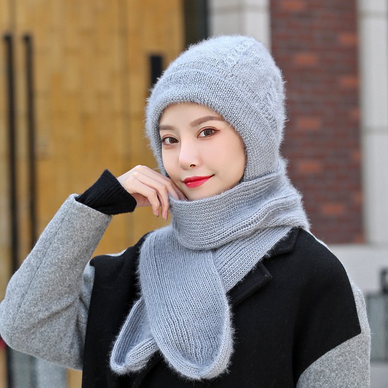 Women's Winter Warmth All-in-One Scarf & Hat Set