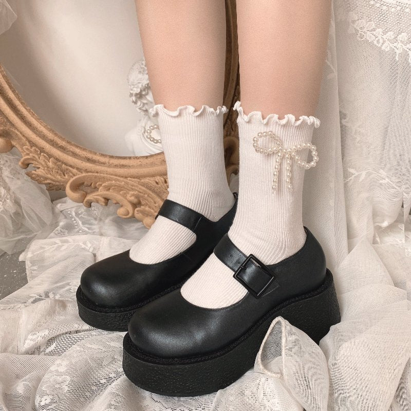 Soft Women's Pearl Bow Short Cotton Socks