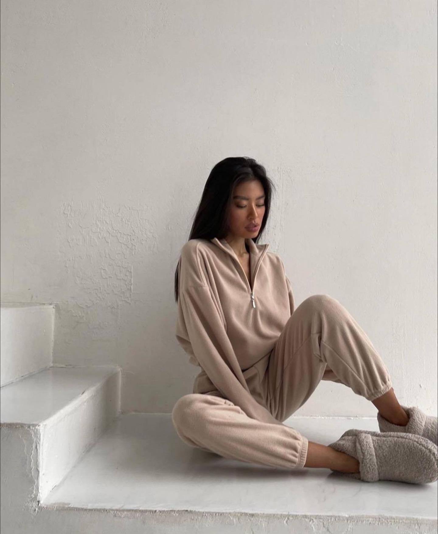 Cozy Fleece High-Collar Pullover Sweatshirt Set