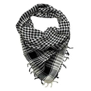 Versatile Houndstooth Scarf for Four Seasons
