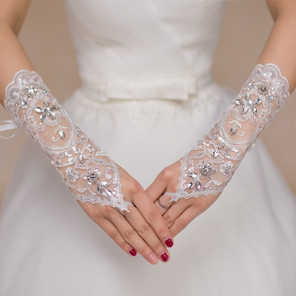 Elegant Short Wedding Gloves for Bride