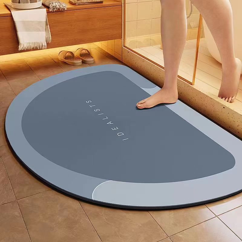 Minimalist Diatomaceous Earth Bathroom Mat for Quick Water Absorption and Drying