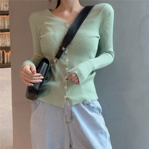 Women's V-Neck Slim Knit Cardigan