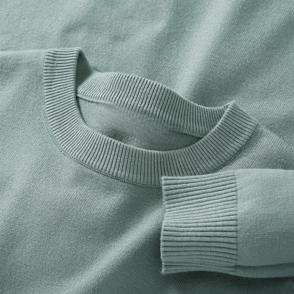 Autumn and Winter Bottoming Sweater Men