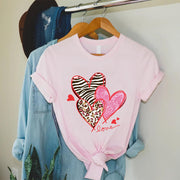 Leopard-Print Heart Short Sleeve Tee – Loose Fit, Trendy Casual Top