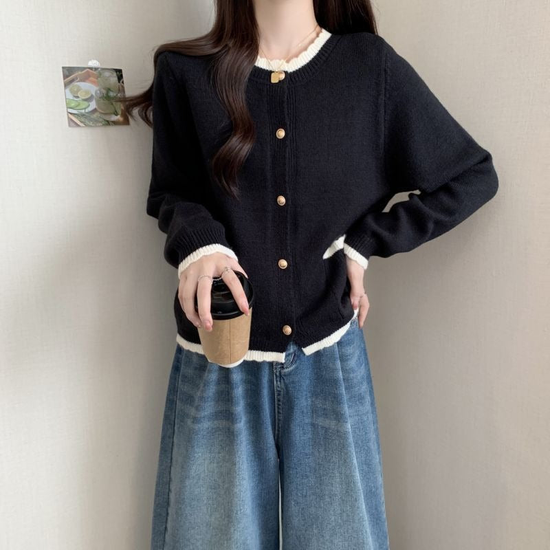 Women's Long-sleeved Round Neck Pocket Button Cardigan Loose Sweater