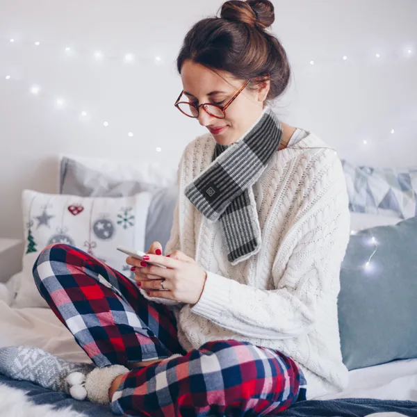 Stay Warm with 3-Mode Electric Heated Scarf