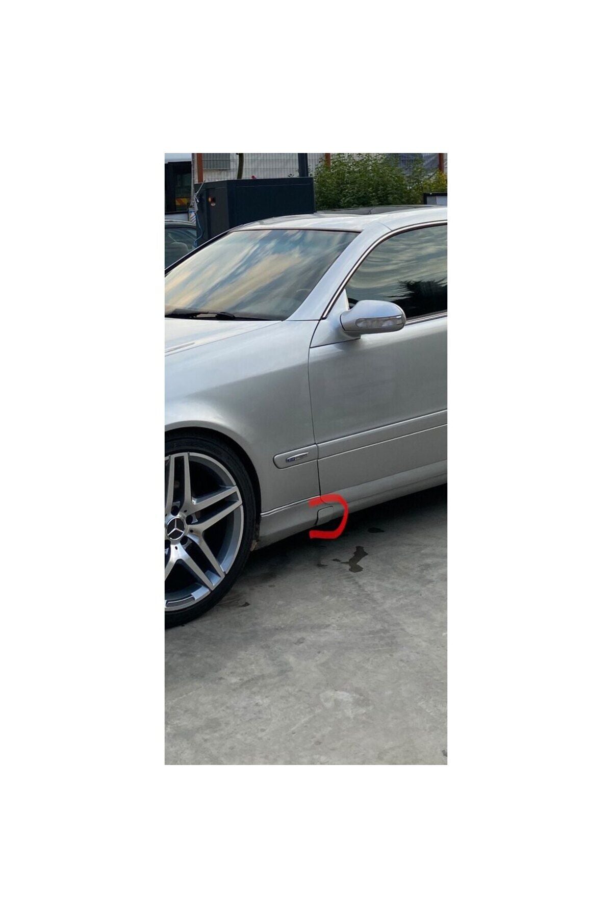 Mercedes W208 Side skirt cover