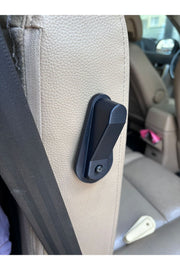 Chevrolet Captiva rear seat recliner lever