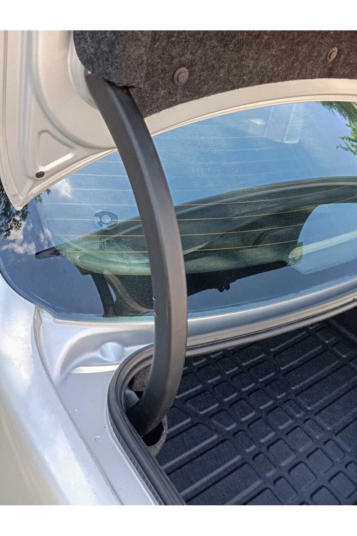 Kofferraumfederschutz aus Kunststoff für Peugeot 206 Limousine