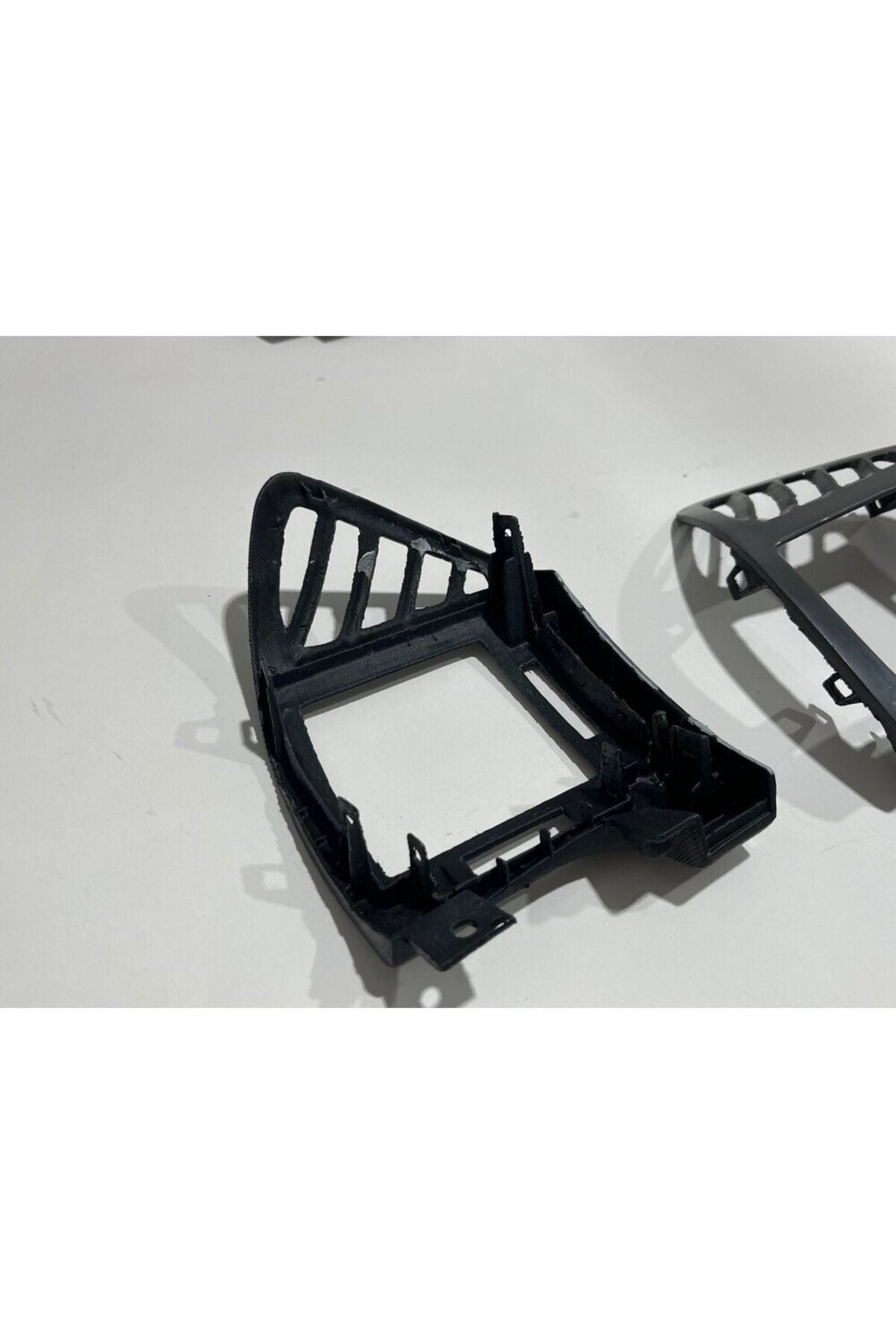 Hyundai Sonata Heater Grille Frame