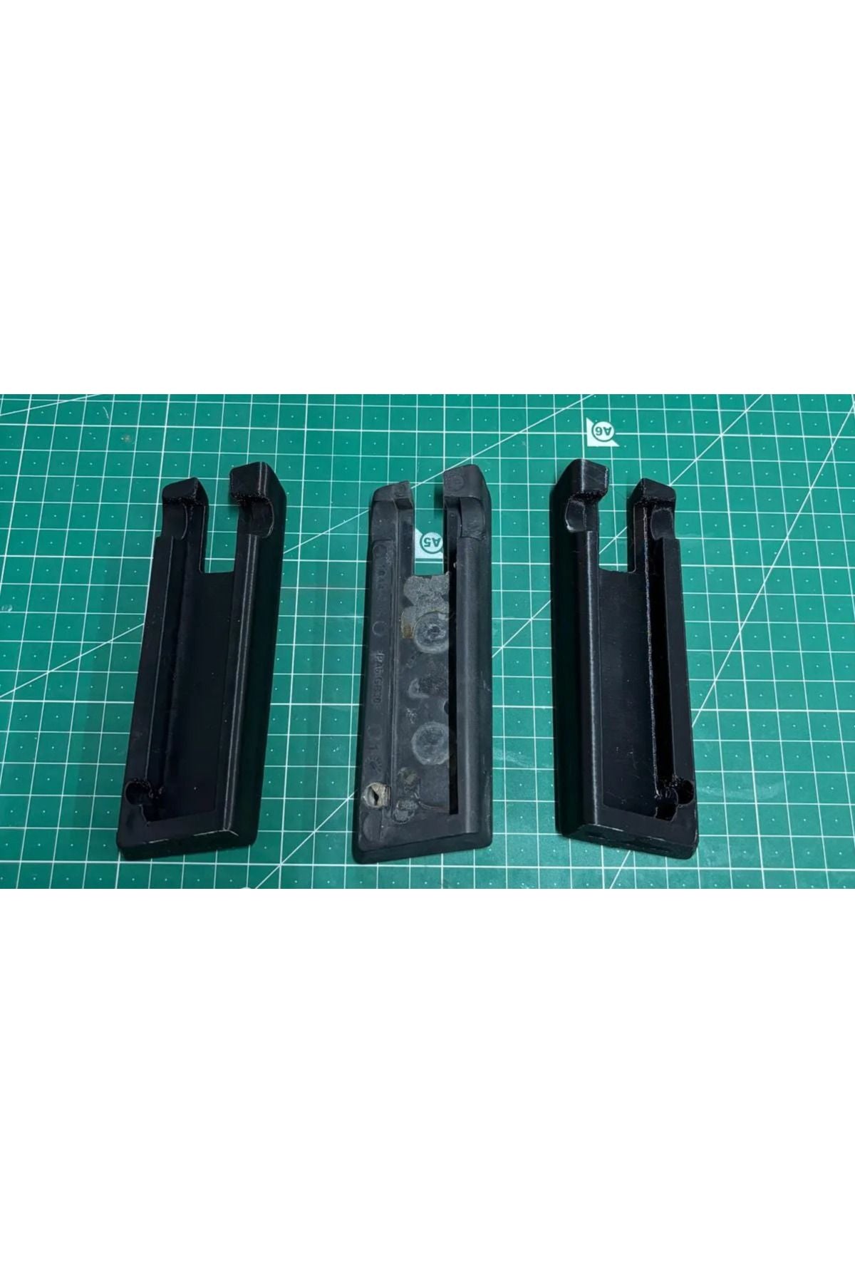 Ford Kuga trunk cover