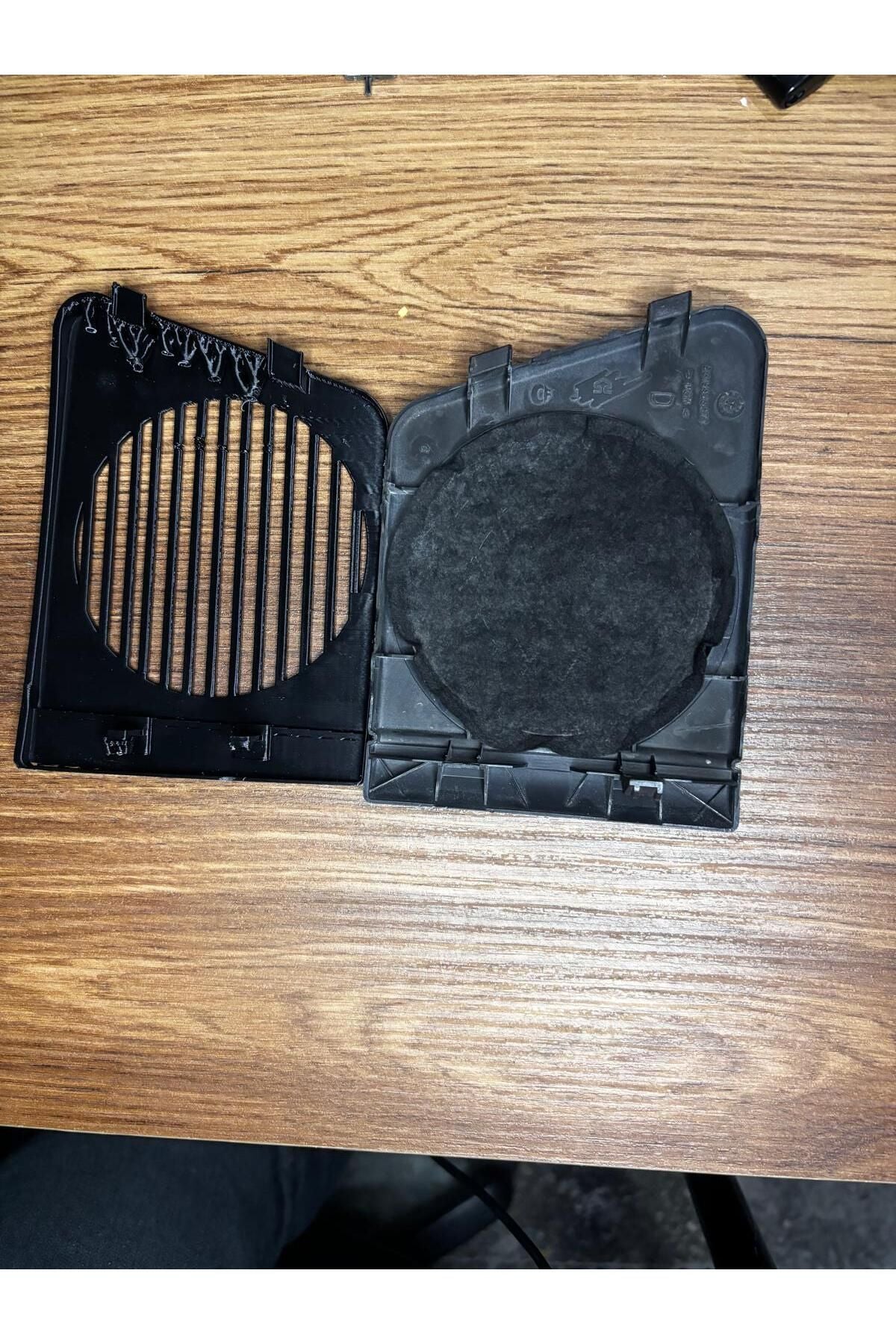 Peugeot Partner front console speaker cover