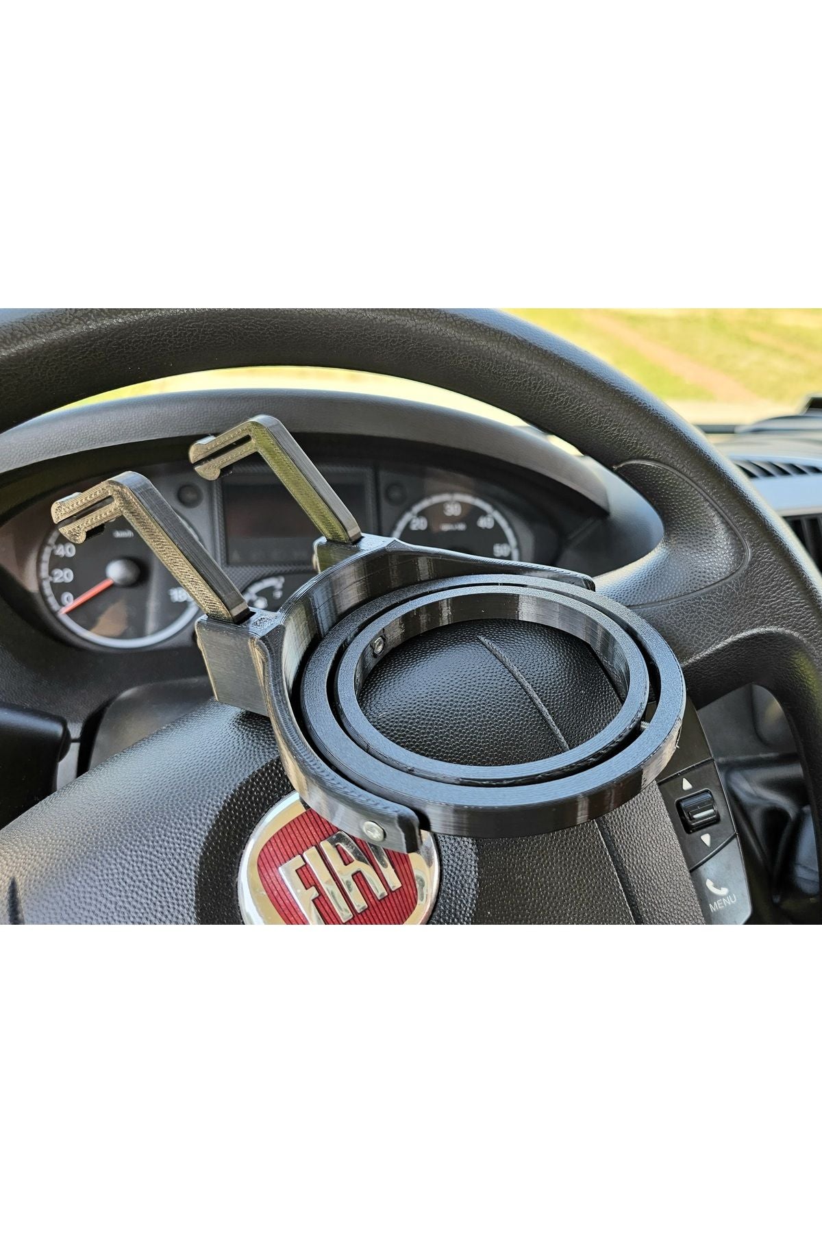 Non-spill cup holder