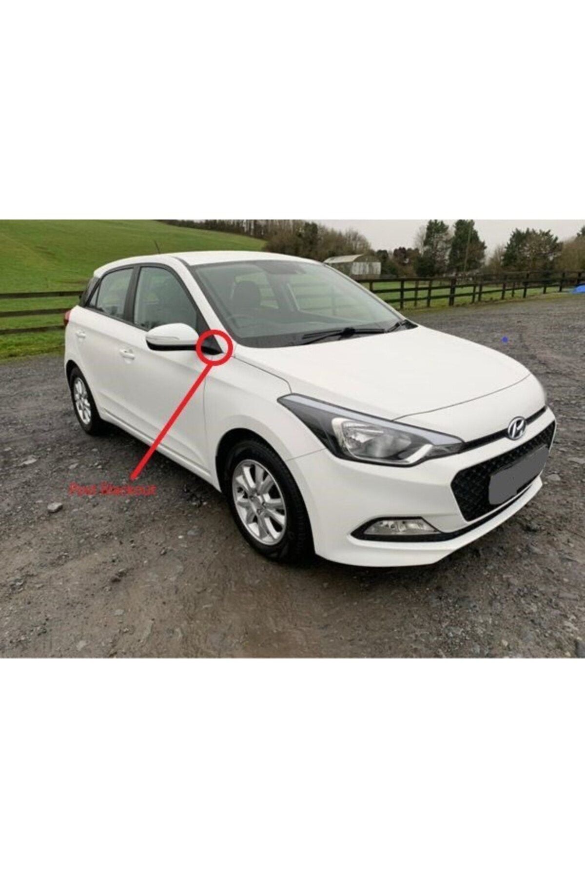 Hyundai i20 exterior mirror triangle