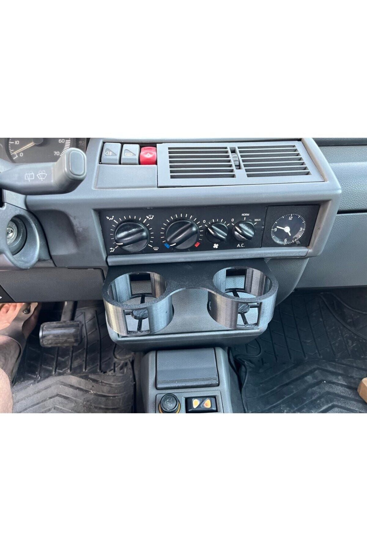 Clio 1 (91-98) Getränkehalter