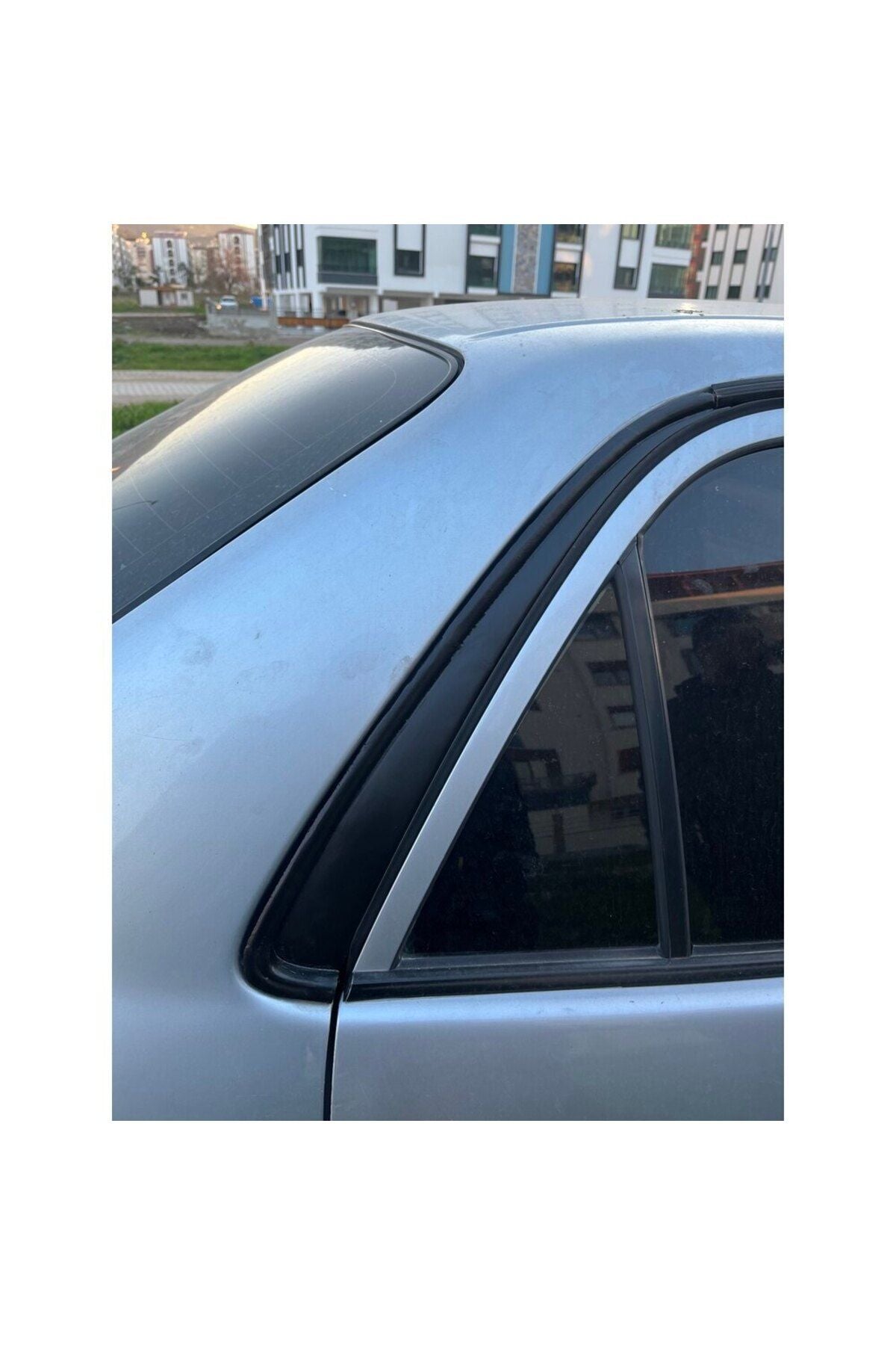 Toyota Corolla 99-02 Heckkotflügelleiste