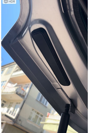 Peugeot Rifter car trunk lid