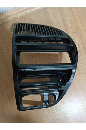 Citroen Saxo Mittelkonsole mit festem Heizgitter