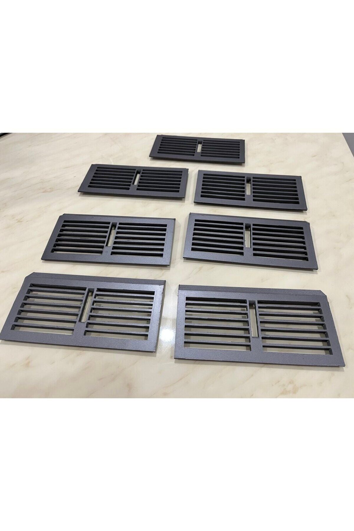 Clio 1 (91-98) Central Heater Grille Compatible