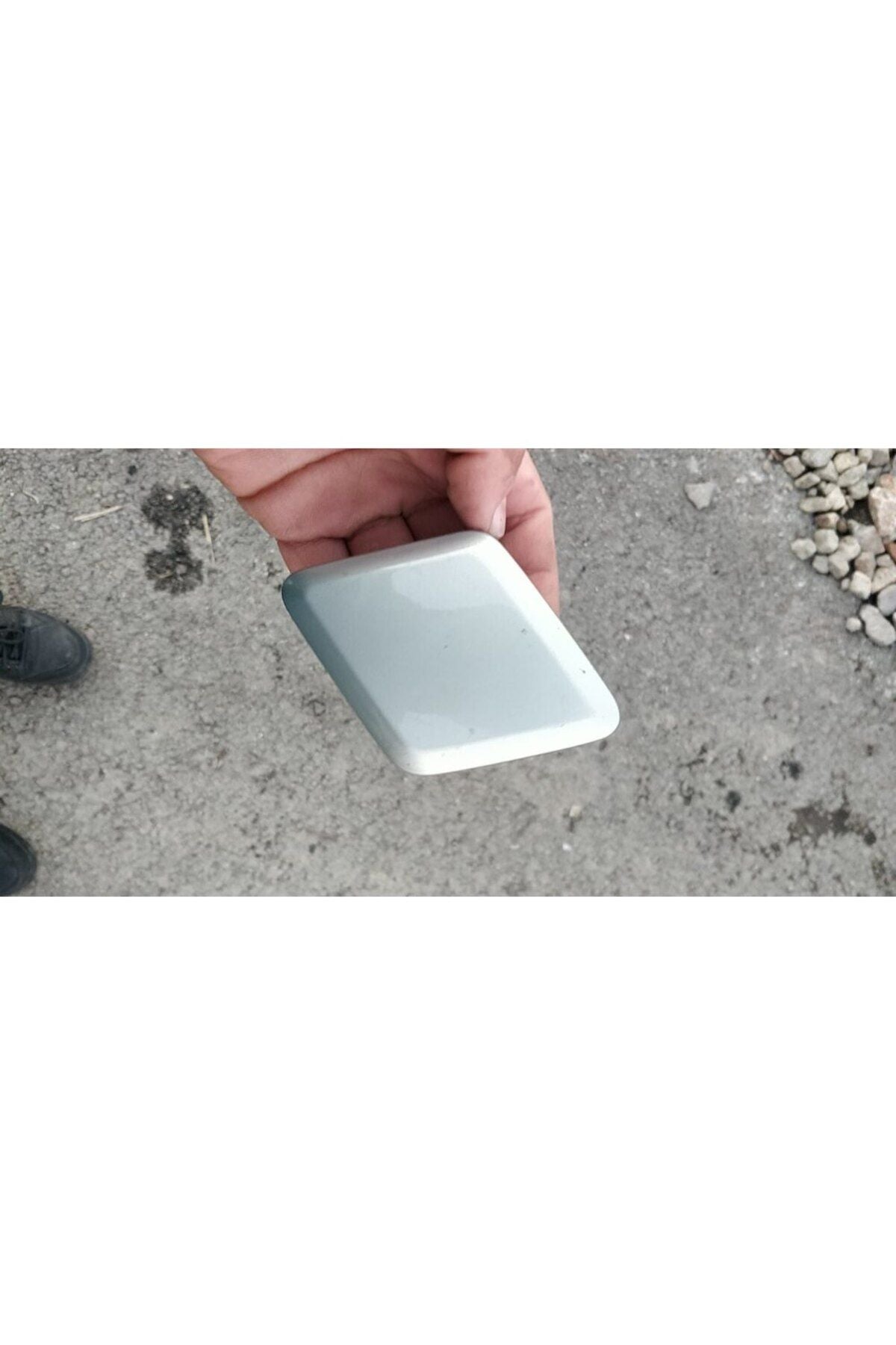 Ford focus 2.5 headlight washer cover left side