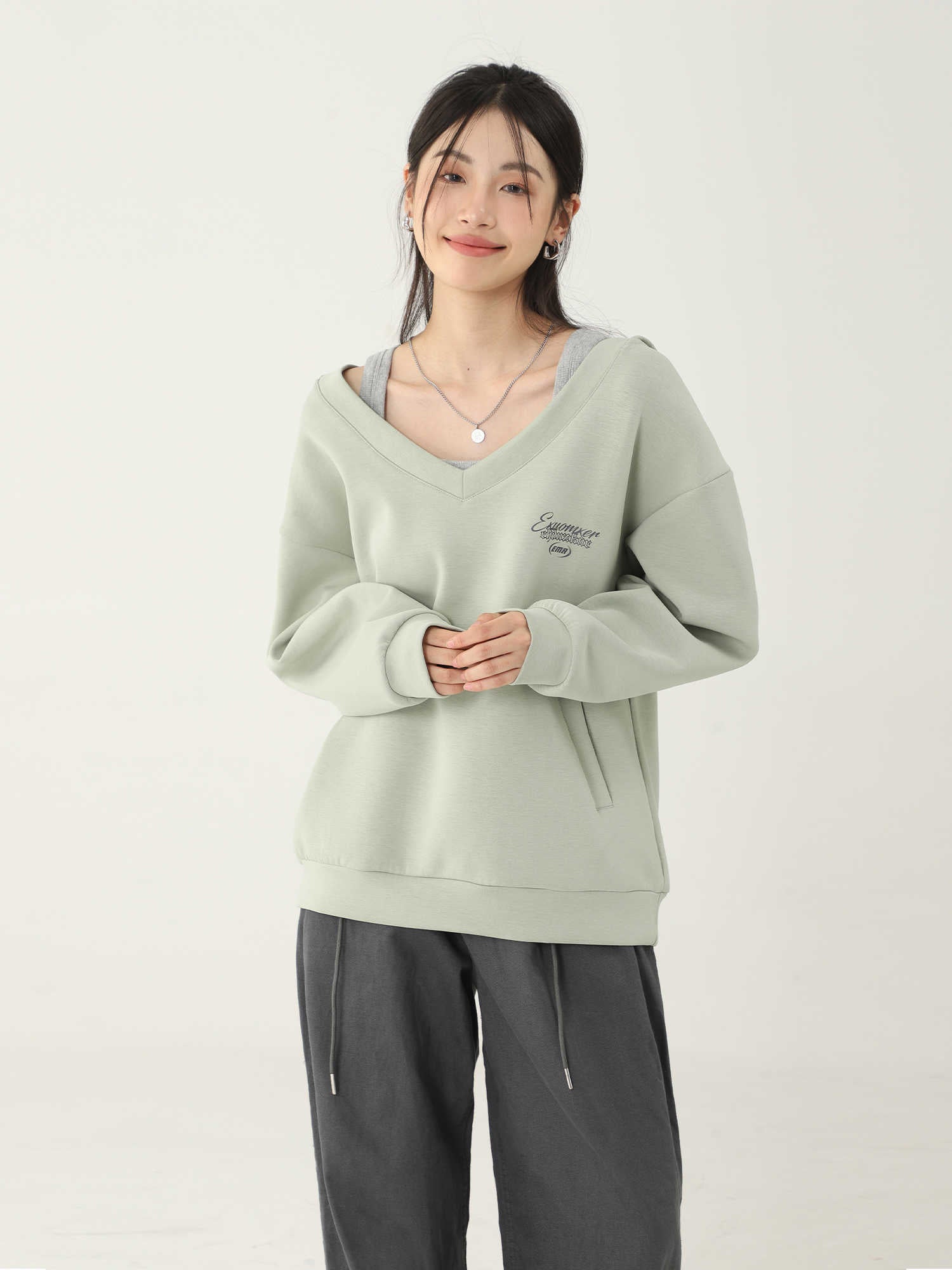 Women's Solid V-Neck Casual Long Sleeve Pullover Hoodie