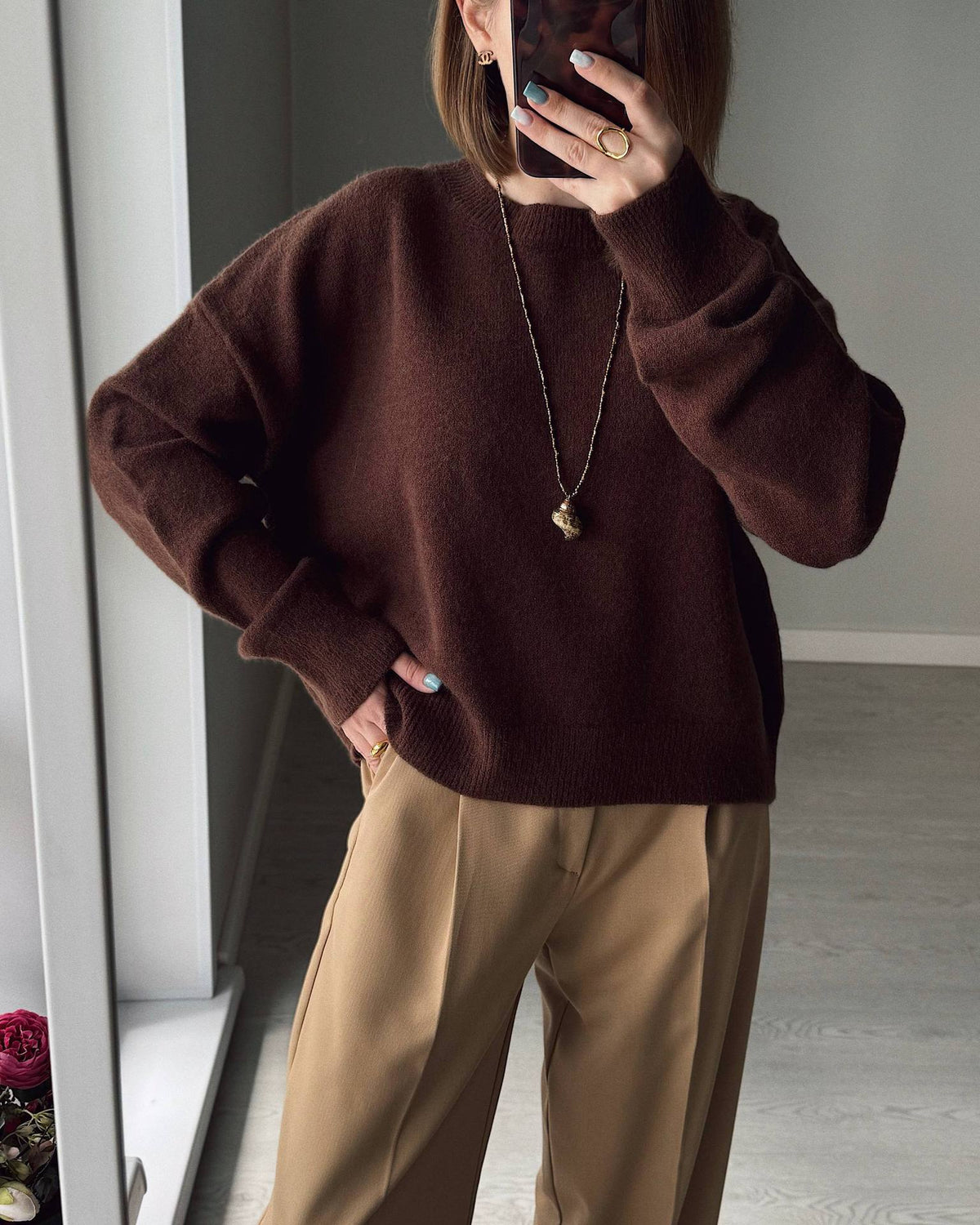 Relaxed Laid-back Short Knit Long-sleeve Crewneck Pullover
