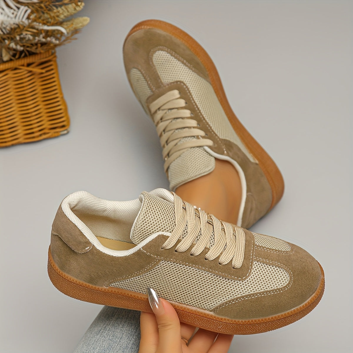 Women's Trendy Flat Casual Sneakers