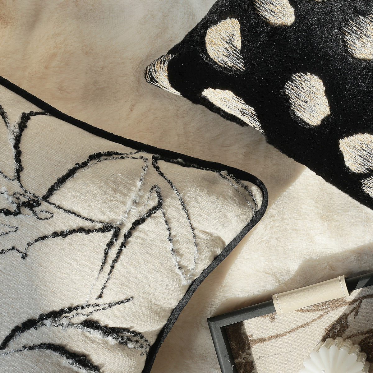 Luxury Embroidered Sofa Pillowcase – Modern Minimalist Style