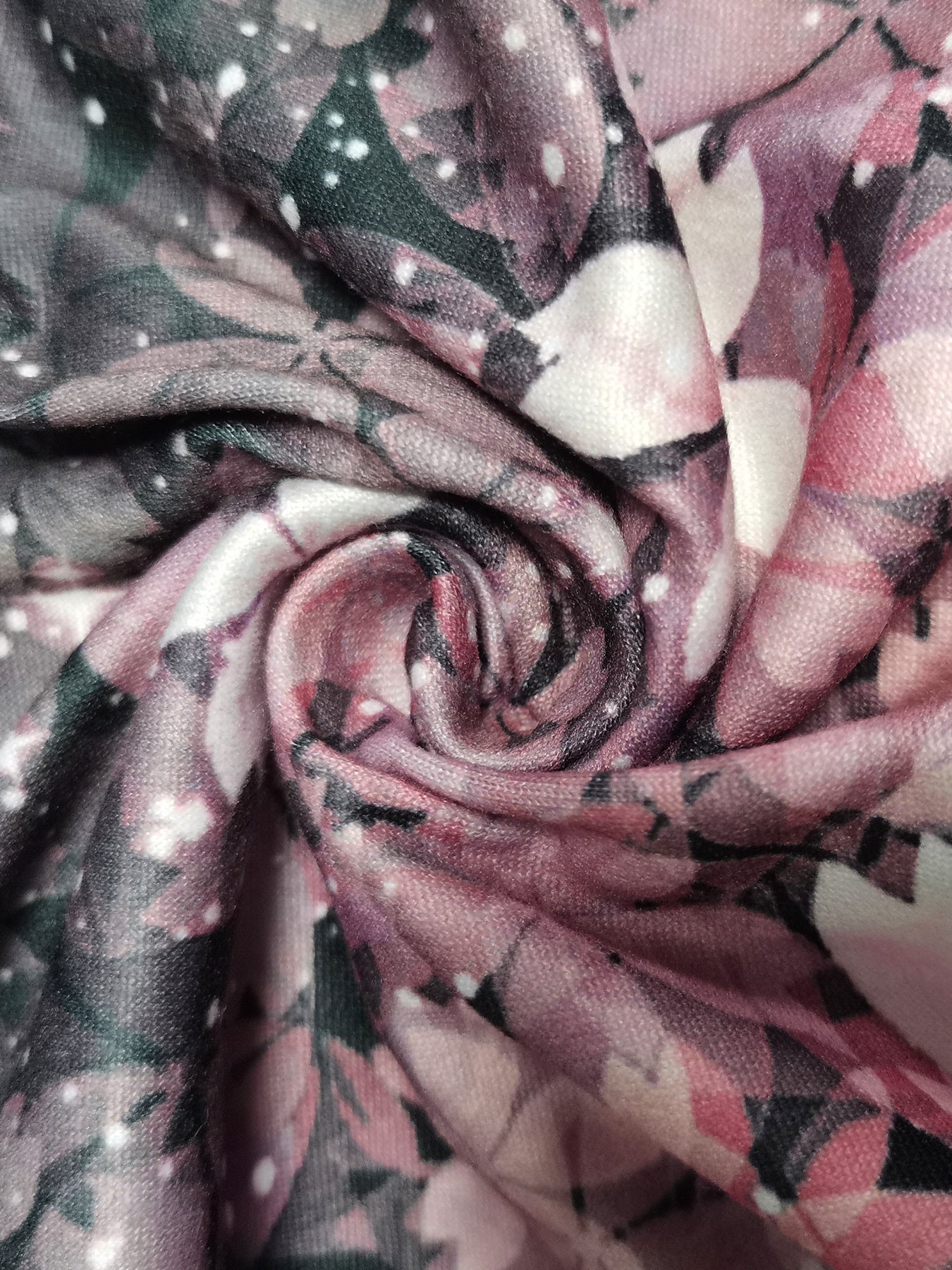 Plus Size Floral Cross-Collar T-Shirt