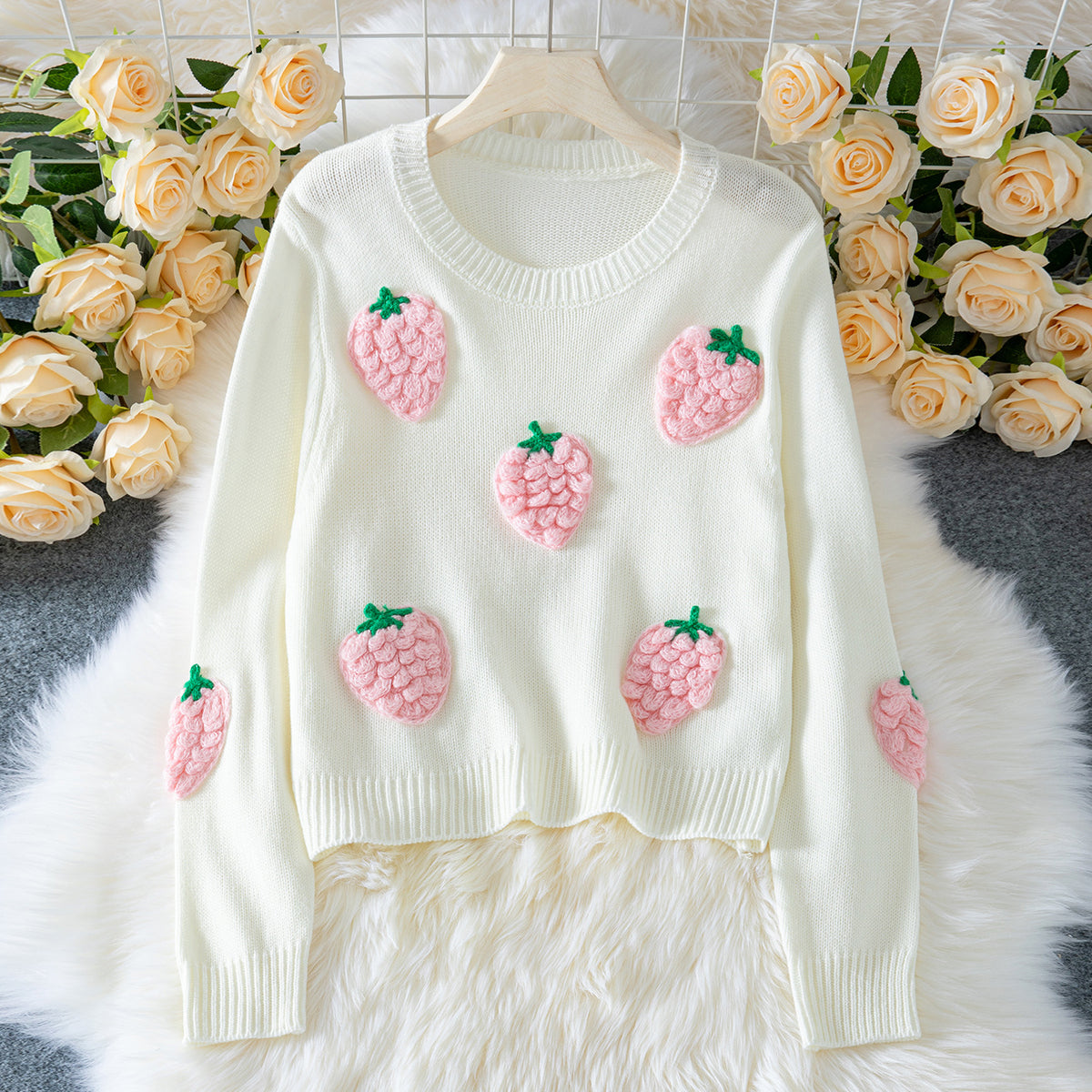Women's Elegant Long-sleeved Sweater Beige