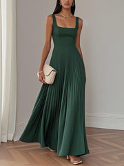 European and American Womens Elegant Pleated Dress