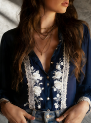 Vintage Lace V-Neck Shirt – French Retro Long Sleeve