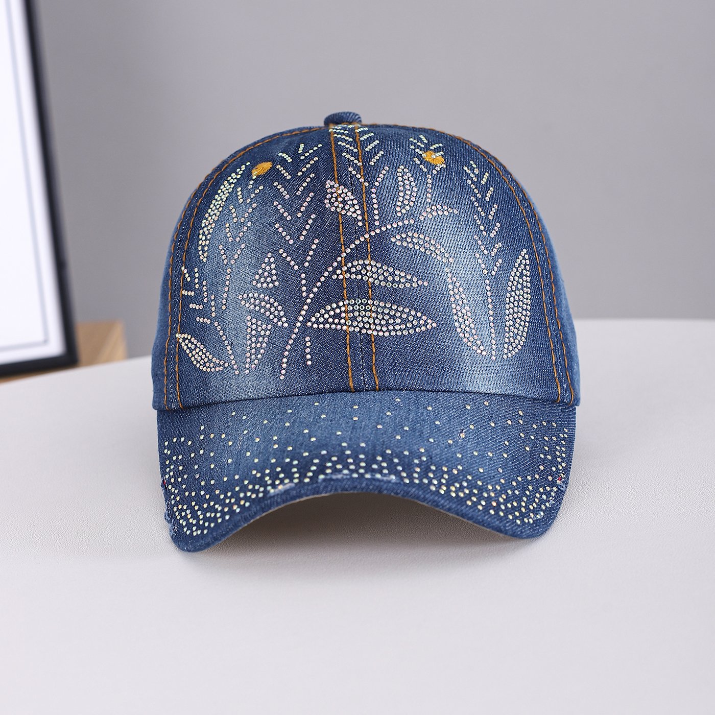 Leaf-Shaped Beaded Baseball Cap for Men & Women