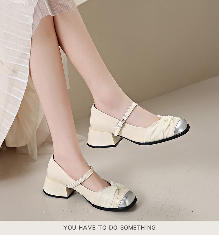 Comfy Round Toe Pumps
