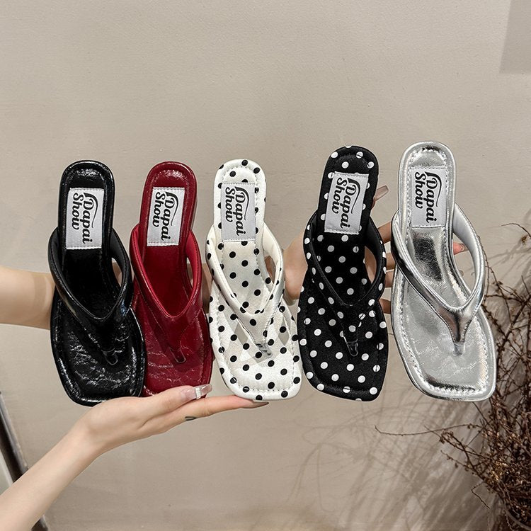 Vibe Up Flip Flops