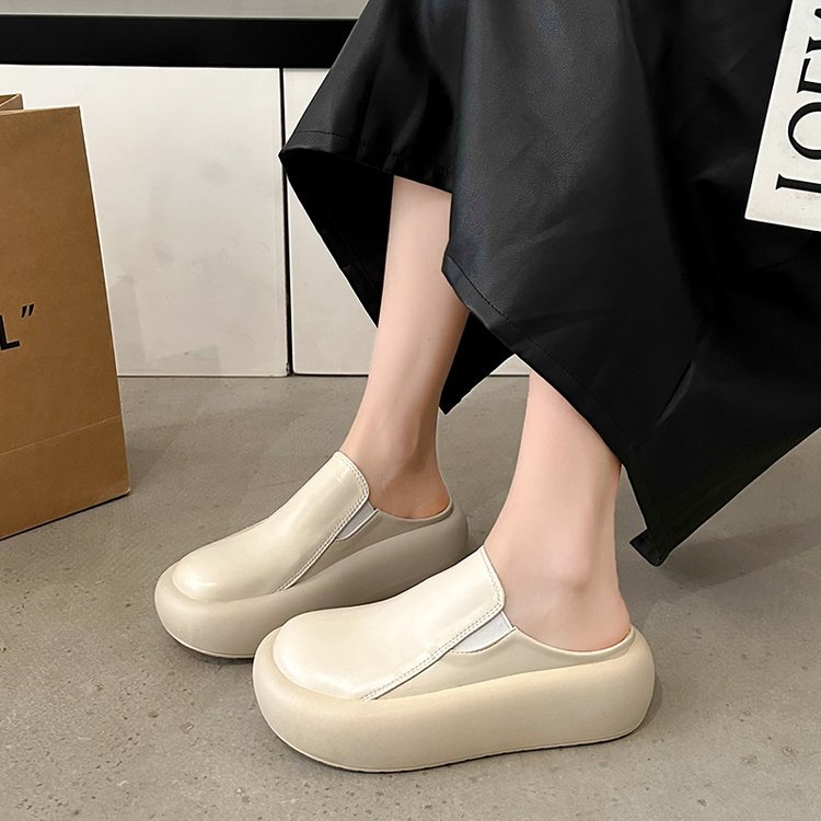 Korean Style Solid Color Slip On Flat Shoes