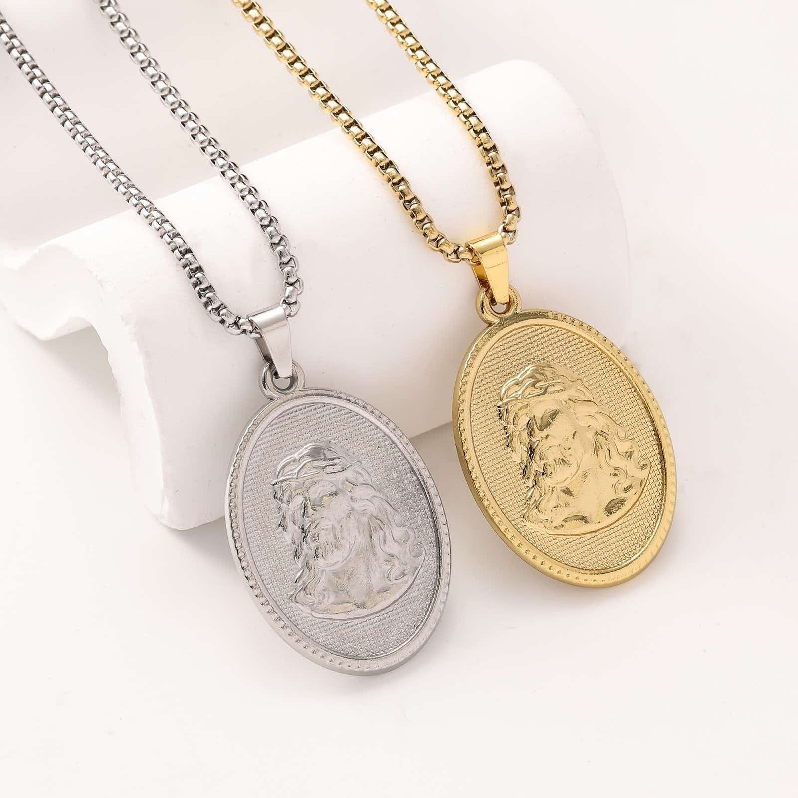 Personalized Portrait Pendant Necklace