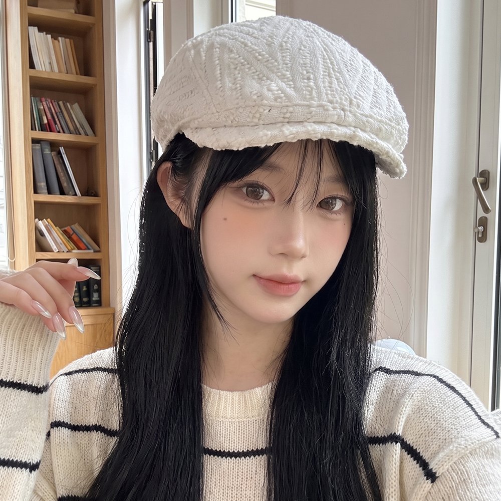 Retro V-Shaped Cap for Spring & Autumn