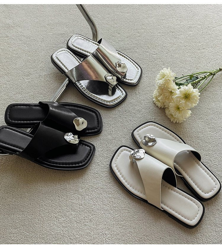 Minimalist Summer Sandals for Women, Flat Thong Slides with Metal Buckle
