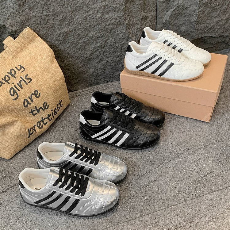 Summer White Women's Casual Flats for Students