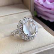 Elegant Oval Ring