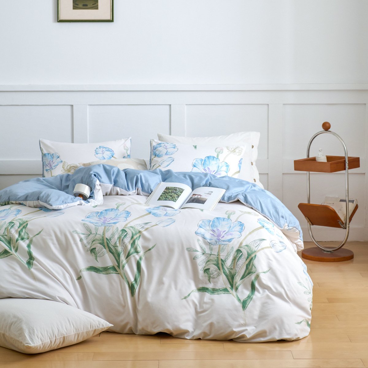 Elegant Floral Duvet Cover Set - Soft, Breathable, and Comforting Bedding